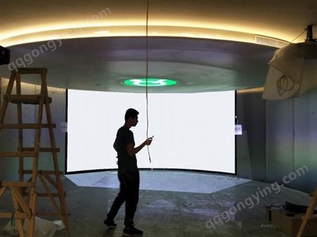 弧幕投影双通道弧幕投影 展厅360度环幕互动投影 多通道全息投影