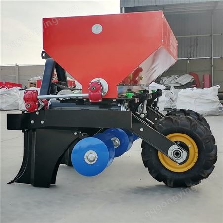 拖拉机悬挂40马力以上小型三开沟施肥机 农田果树追肥机